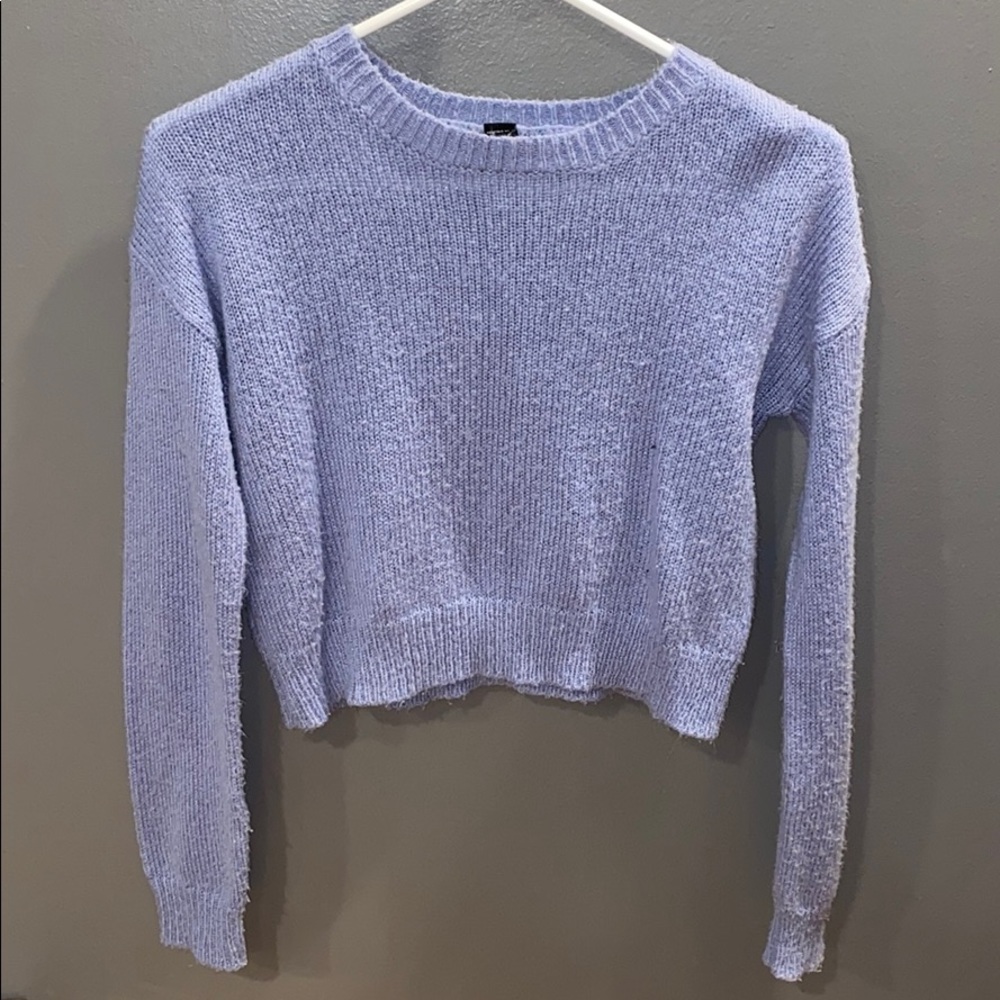 Crop style sweater 💙🍂